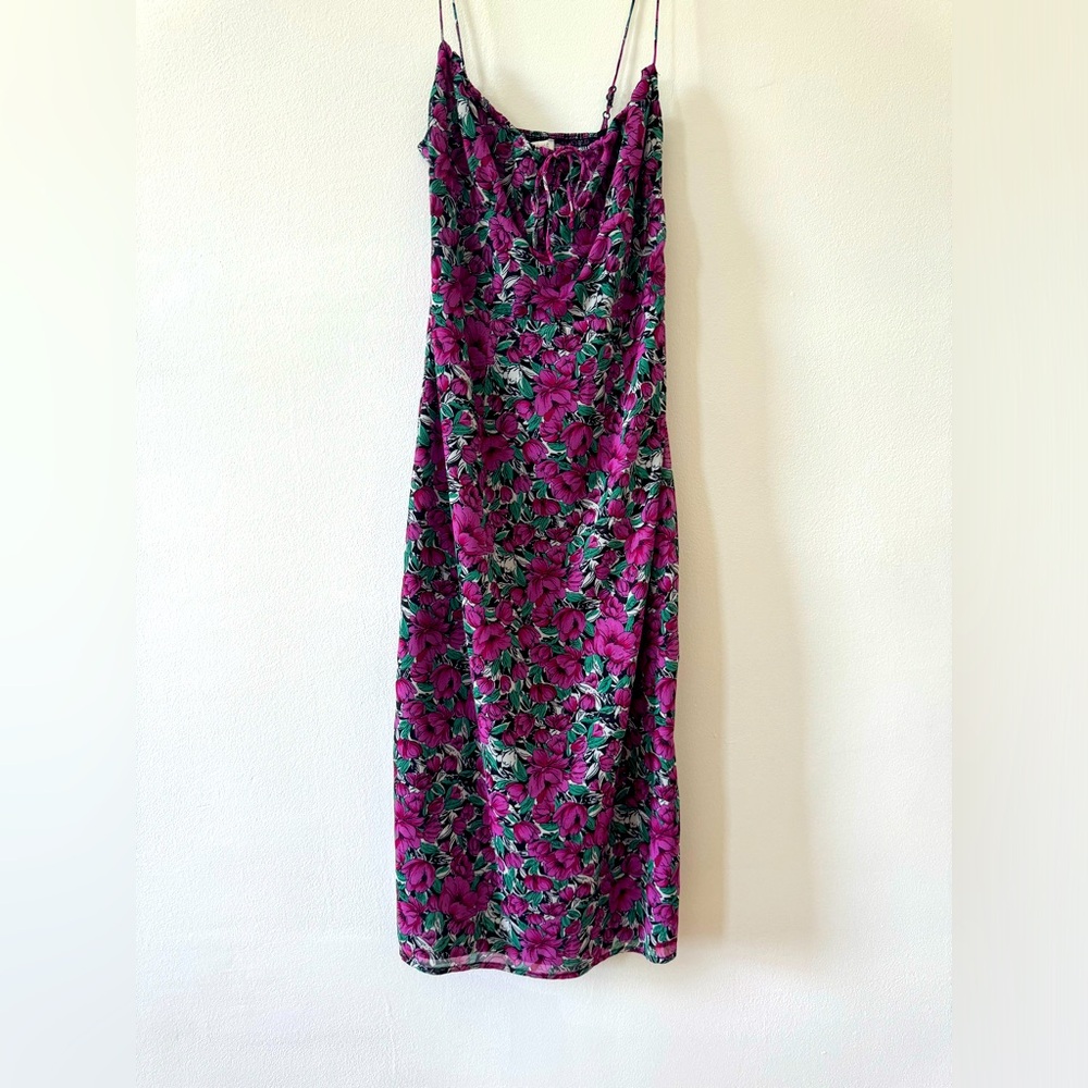 brand new -more to come S dress